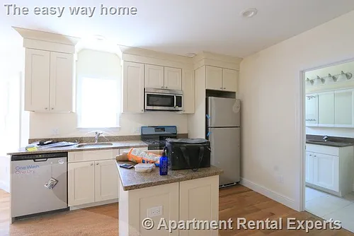 220 Massachusetts Ave Photo 1