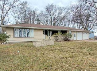 38296 601st Ave, New Ulm, MN 56073