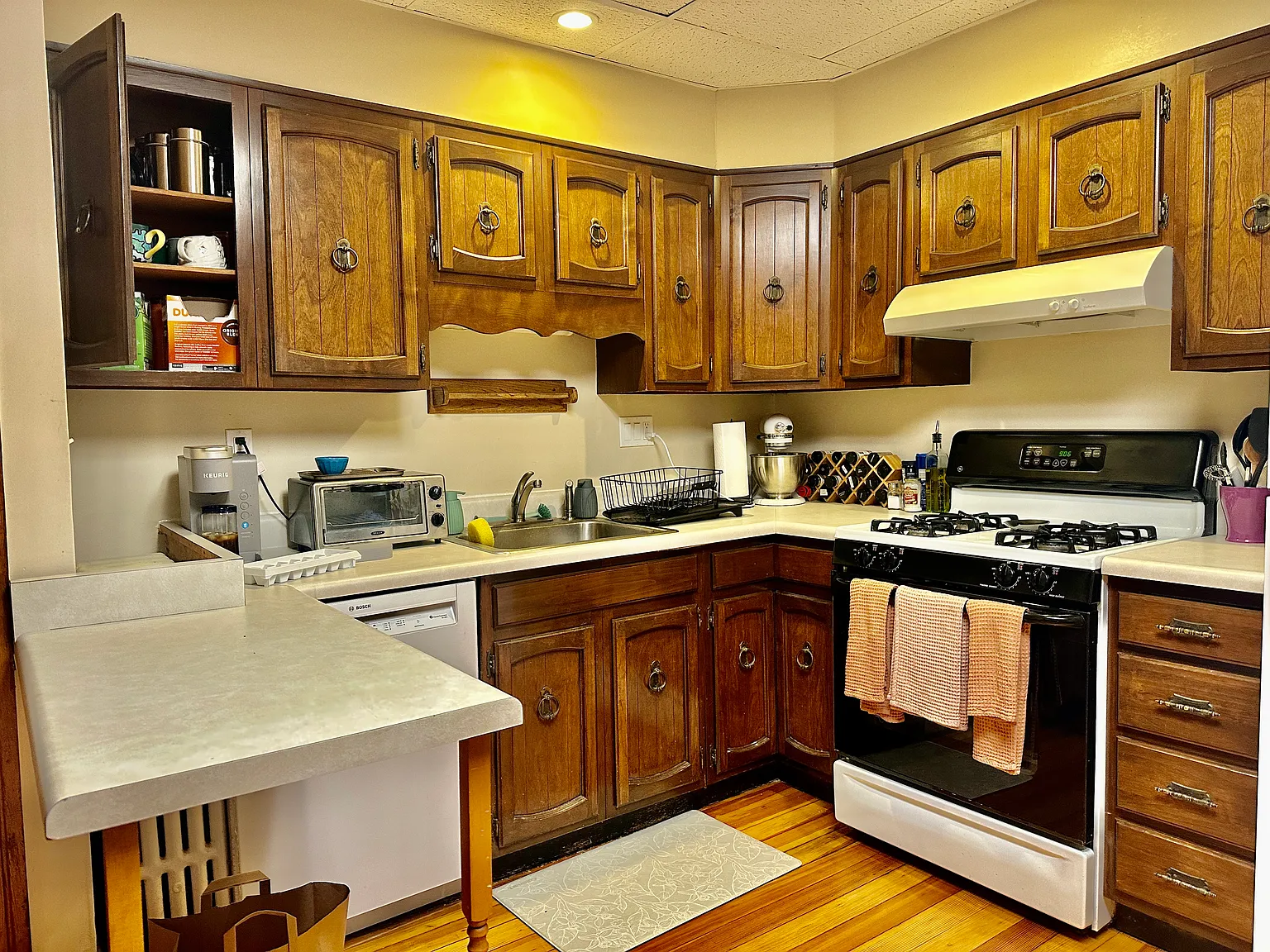 2 bed, 1100 sqft, $2,750 — Photo 4