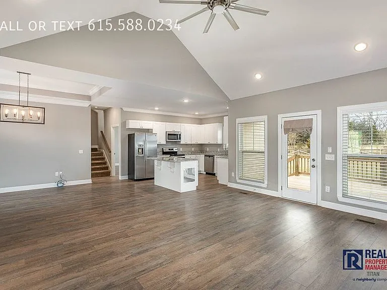 1318 Summer Station Dr — Photo 10