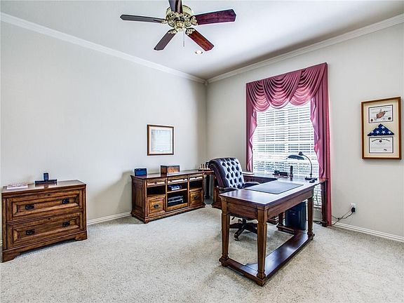 4th image of 7821 Clark Ct