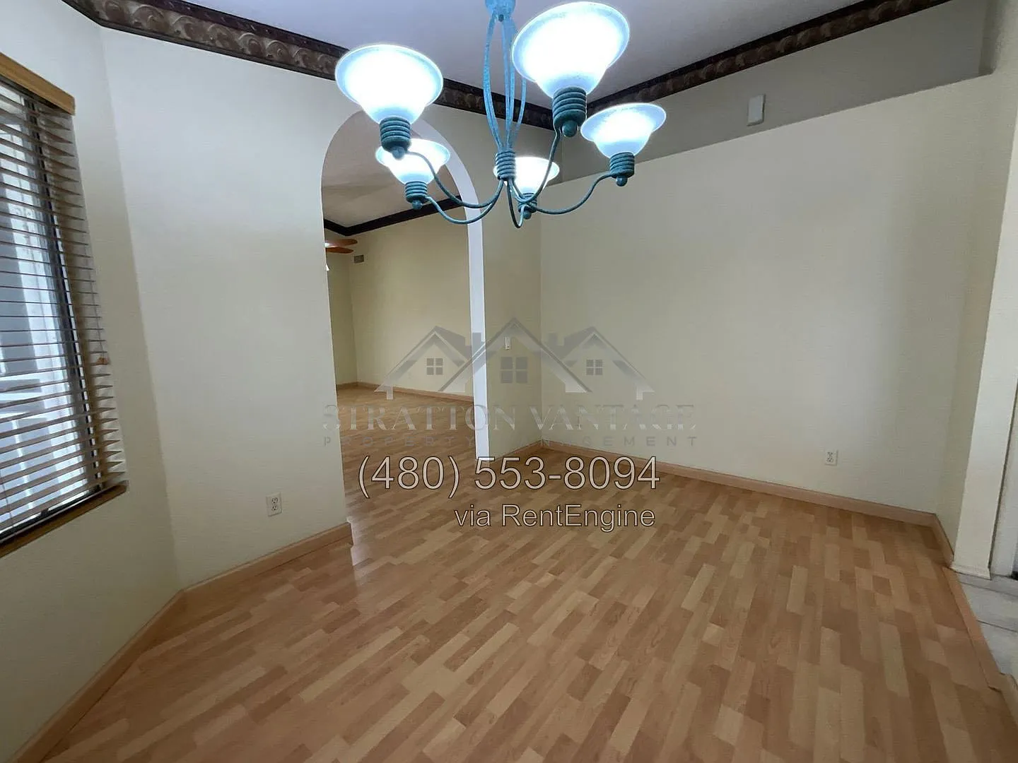 3 bed, 2.0 bath, 1487 sqft, $2,100 — Photo 4