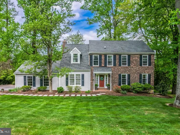 512 William Salesbury Dr, Downingtown, PA 19335