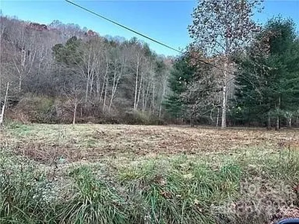 Broken Wheel Rd, Clyde, NC 28721