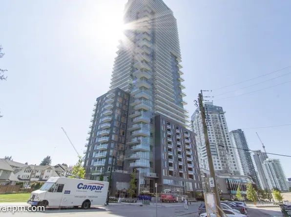 567 Emerson St #1401, Coquitlam, BC V3J 0G3