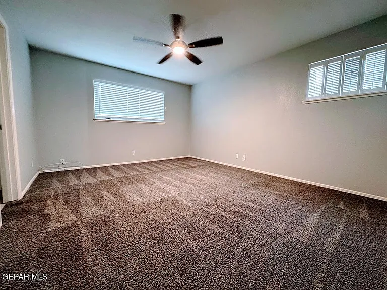 9309 W H Burges Dr — Photo 13