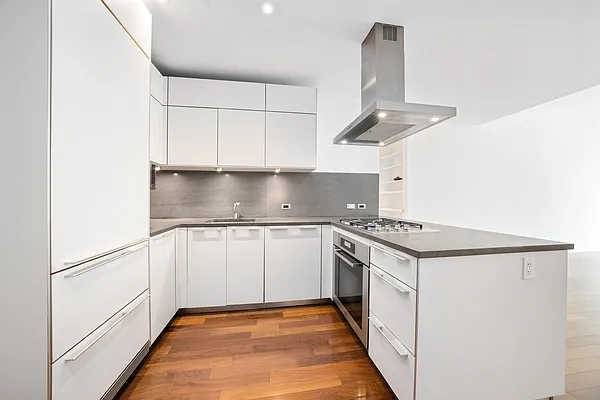 Rented by New York Residence | media 3