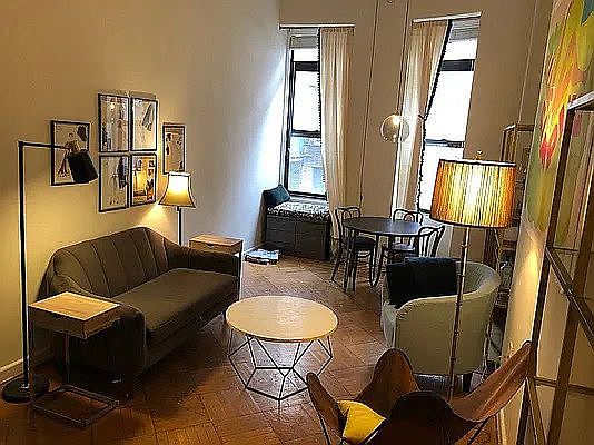 3rd image of 308 W 109th St APT 4