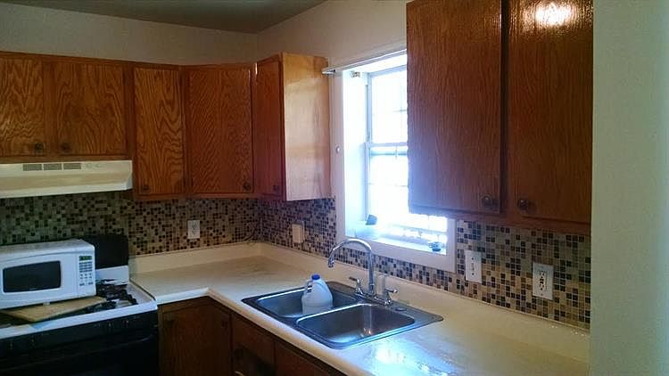 2nd image of 84 Myrtle Ave