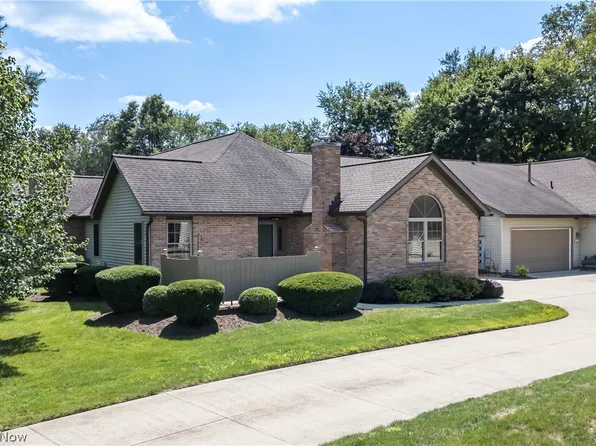 345 Greenbriar Dr, Ravenna, OH 44266