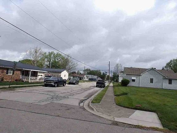 4th image of 702 Moody Ave