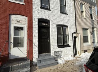 542 Moss St, Reading, PA 19604
