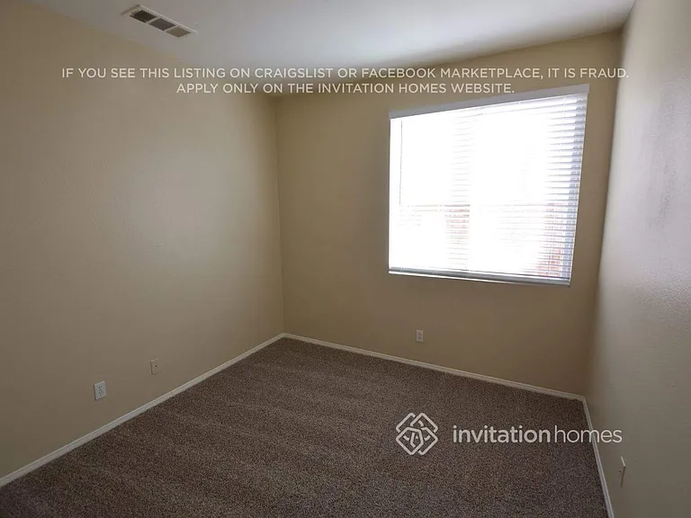 3890 Bluff St — Photo 8