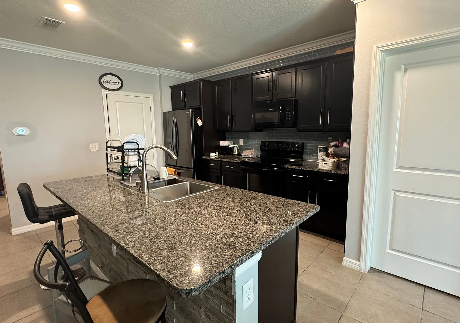 Available for Rent Cozy 3-Bedroom, 2-Bathroom Home in Lake Diamond, Ocala, FL — Photo 3