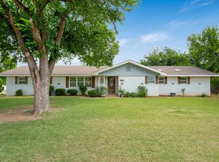 1513 Johnson Rd, Iowa Park, TX 76367