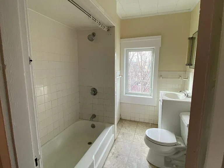 24 Holyoke Rd #1 — Photo 13