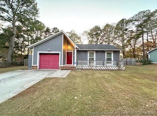 3305 Hunting Bay Dr, Spring Lake, NC 28390
