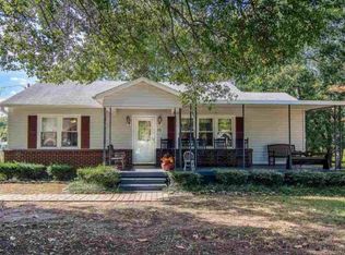 156 Mayo Rd, Cowpens, SC 29330