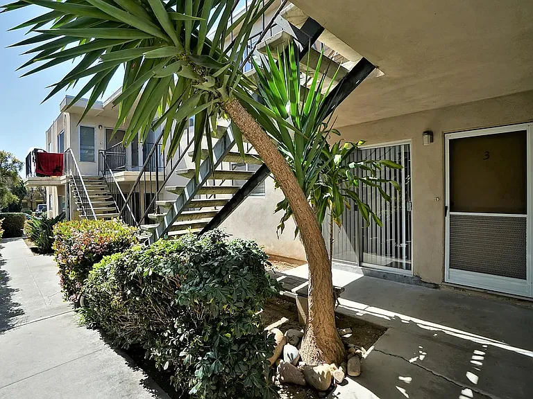 1468 Missouri St #7 — Photo 6
