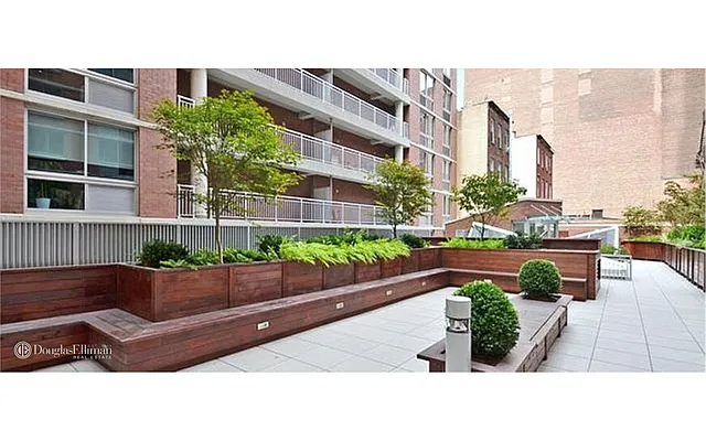 Rented by Douglas Elliman | media 8