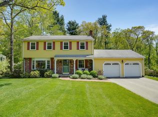 29 Walnut Rd, Holliston, MA 01746