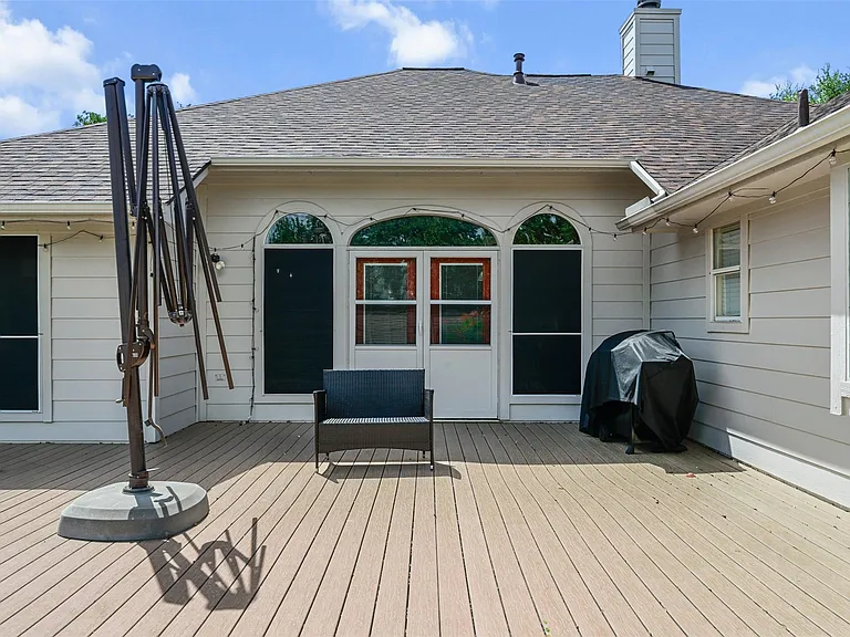 6006 Barletta Dr — Photo 30