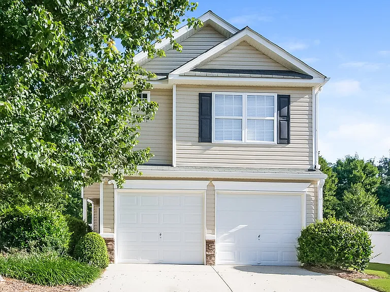 186 Ilex Dr — Photo 1