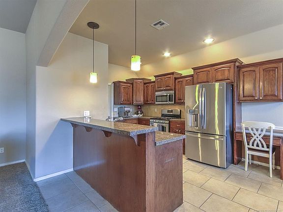 5th image of 8805 N 144th Ave E