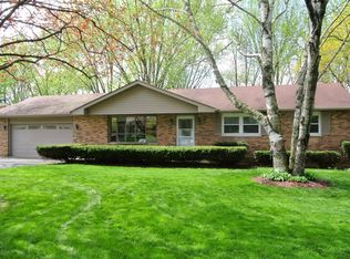 64 Poplar Rd, Yorkville, IL 60560