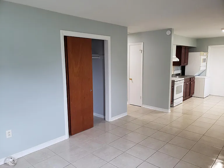 405 NW 11th Ave — Photo 28