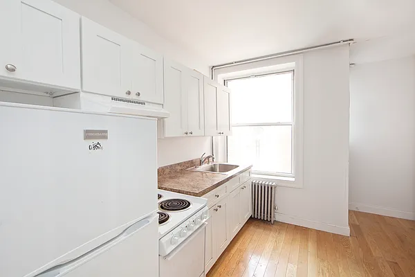 Rented by R New York | media 26