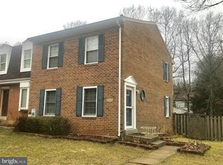 8900 Shamrock Ct, Springfield, VA 22152