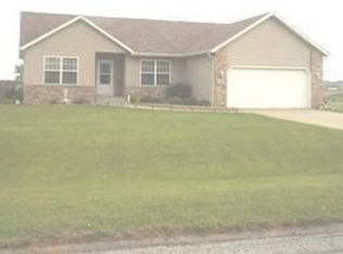 9220 157th Pl, Lowell, IN 46356