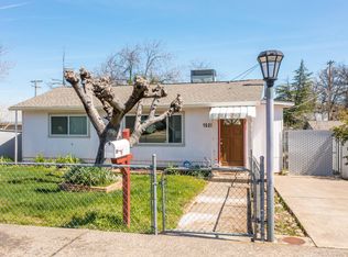 1525 Mesa St, Redding, CA 96001