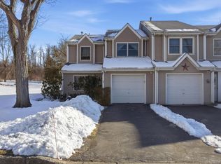 39 Deer Crossing Drive, Fishkill, NY