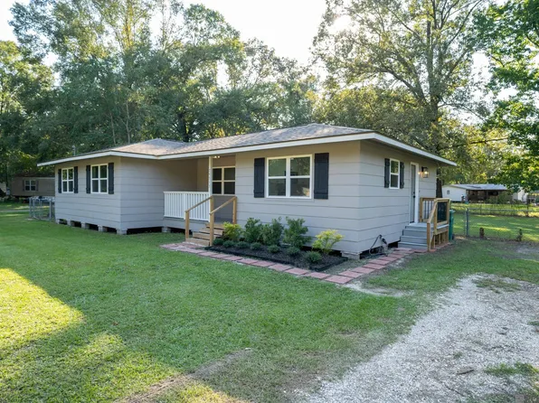 29313 S Palmetto St, Walker, LA 70785