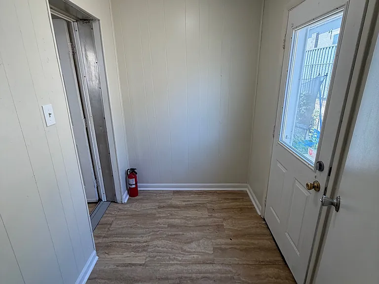 119 Pearl St #1 — Photo 8