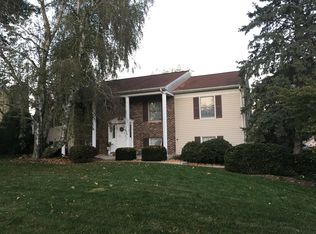 115 Rothsville Station Rd, Lititz, PA 17543