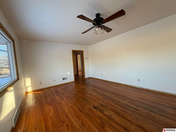 4th image of 1208 6th St