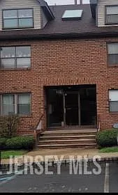 2 bed, 2.0 bath, $2,900 — Photo 1
