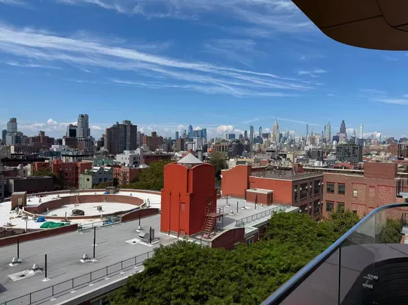 208 Delancey Street image 12 of 22