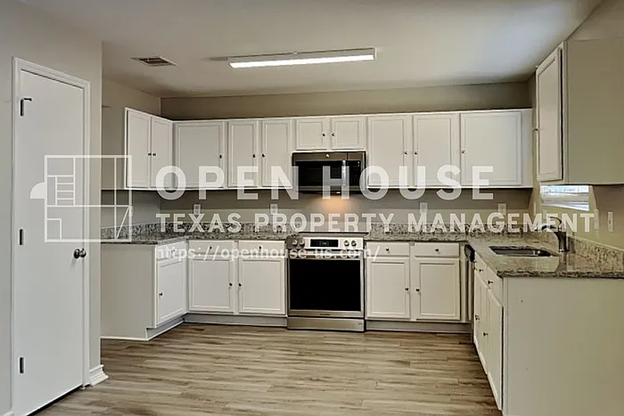 8657 Hawkview Dr — Photo 5