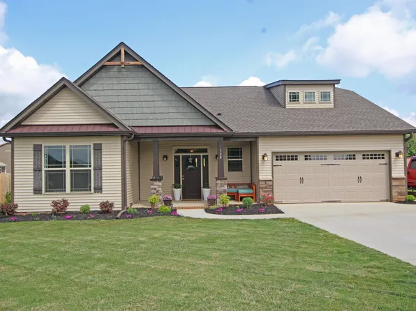 308 Amber Oaks Dr, Greer, SC 29651