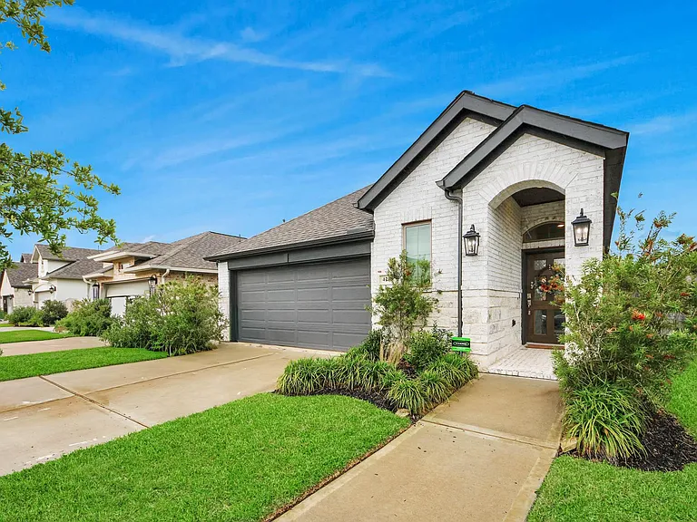 4219 Colony Ln — Photo 4