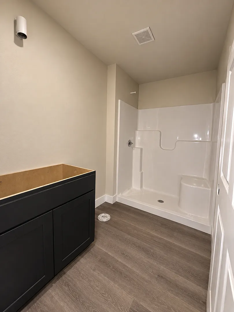 Brand New! 2 Bedroom Single Family Home — Photo 4