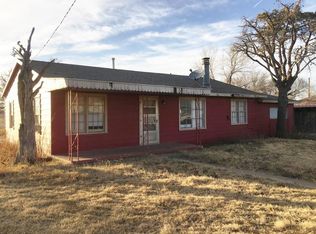 131 N Harrison St, Crosbyton, TX 79322