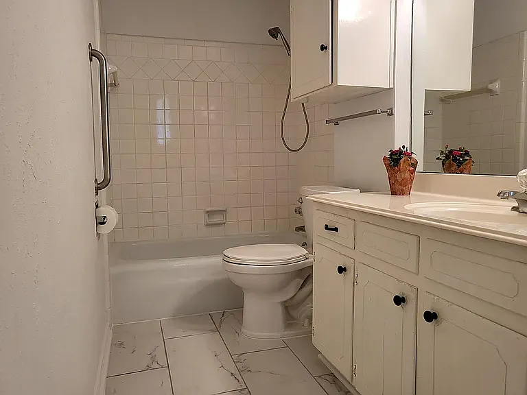 501 Northridge St — Photo 13