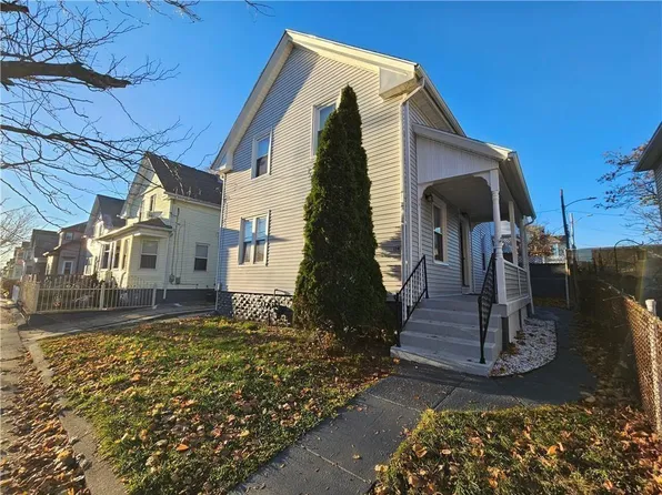 139 Early St, Providence, RI 02907