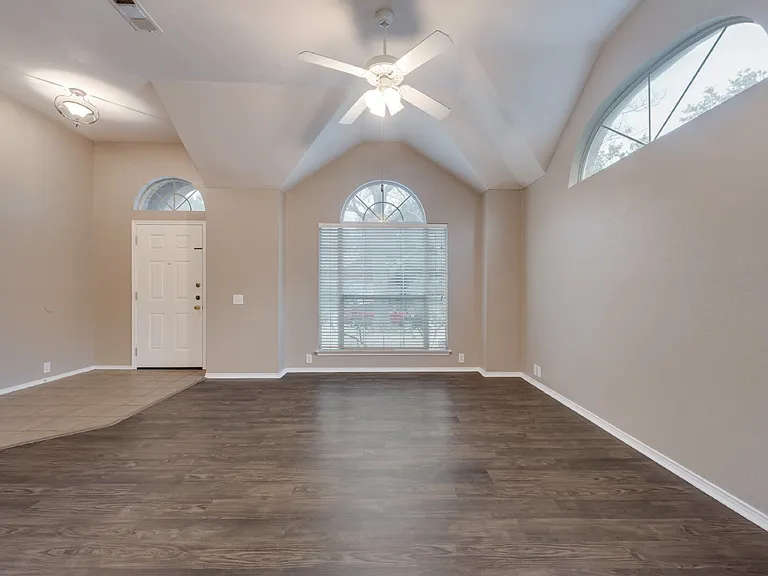 5909 Berkshire Rd — Photo 31