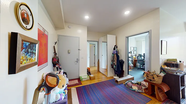 Rented by Bond New York | media 20